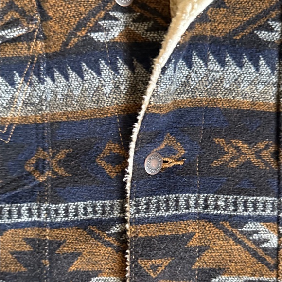 Wrangler Men's Brown and Blue Patterned Jacket with Sherpa Collar - Picture 4 of 8
